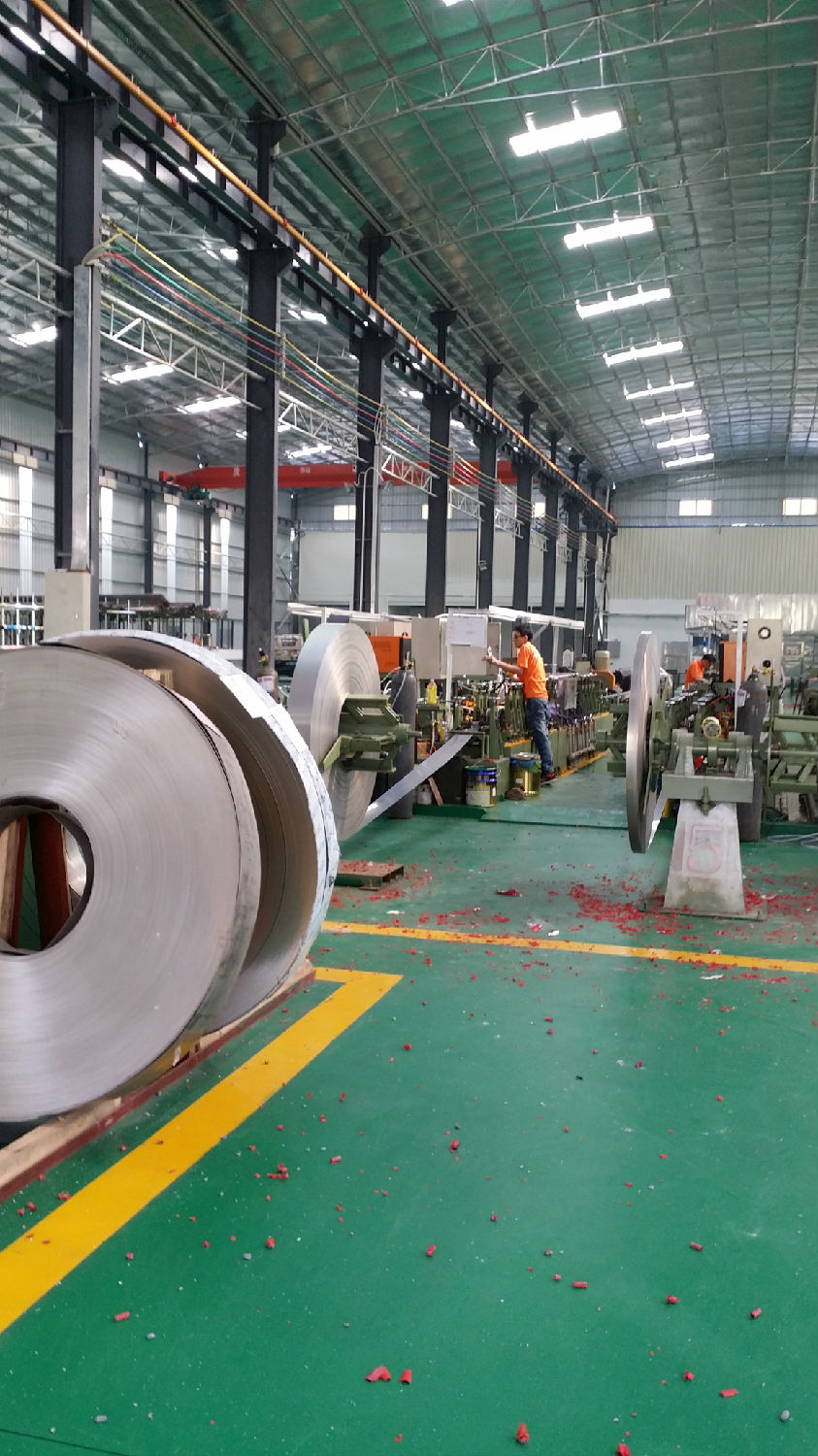 廣東永穗管業(yè)不銹鋼管生產(chǎn)車間實拍圖 廣東永穗管業(yè)不銹鋼管生產(chǎn)車間實拍圖