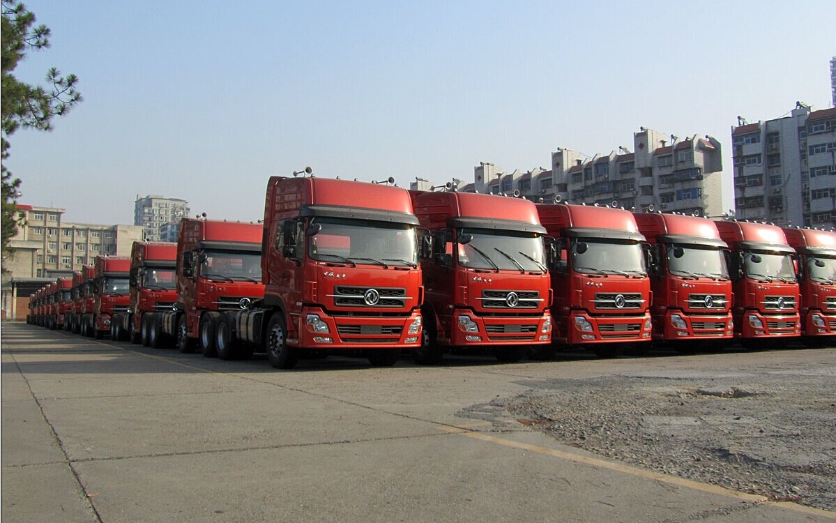 永穗不銹鋼運輸車隊.jpg 永穗不銹鋼運輸車隊.jpg